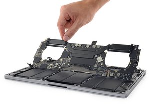 2018MacBook Pro 13インチ Touch Bar モデルの分解 - iFixit