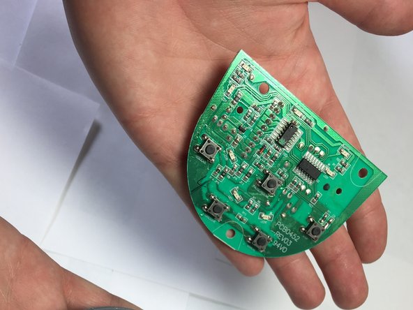 Bissell SpotBot Pet Control Panel Replacement: crwdns2935265:010crwdnd2935265:02crwdnd2935265:02crwdne2935265:0