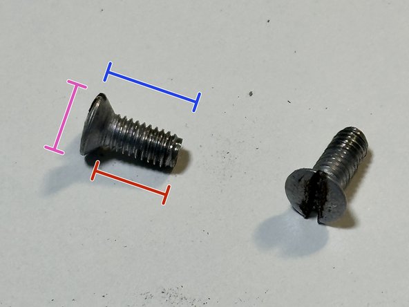 Zeiss Ikon Movielux Compact Projector Teardown, Remove external screws: crwdns2935265:08crwdnd2935265:02crwdnd2935265:03crwdne2935265:0