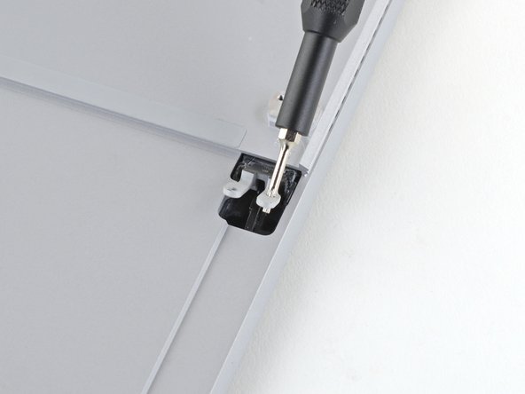Microsoft Surface Pro 4 Kickstand Replacement, Reassembly tips: crwdns2935265:05crwdnd2935265:03crwdnd2935265:03crwdne2935265:0