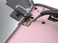 iPhone 15 Screen Replacement