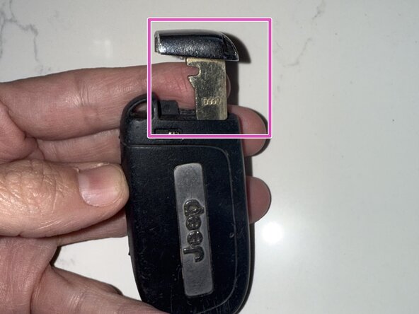 2018 Jeep Compass Key Fob Battery Replacement: crwdns2935265:06crwdnd2935265:01crwdnd2935265:01crwdne2935265:0