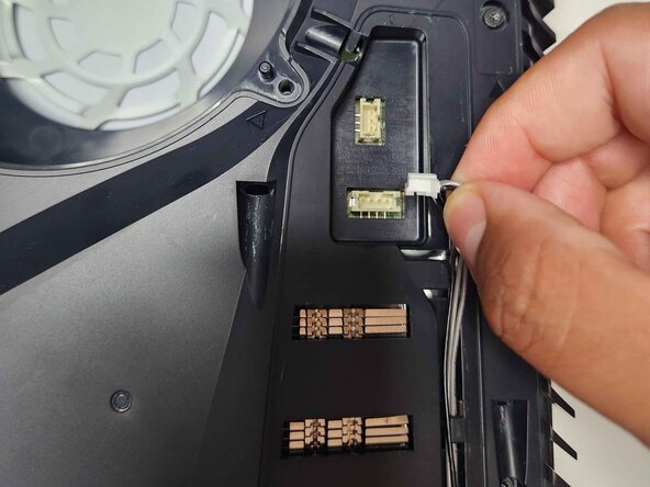PlayStation 5 (2021-Revision) WLAN-Antenne austauschen: Schritt 7, Bild 1 von 3