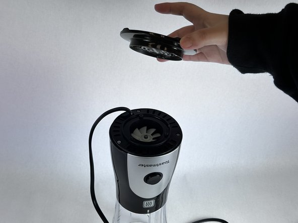 Toast Master Blender Button Replacement: step 3, image 2 of 3