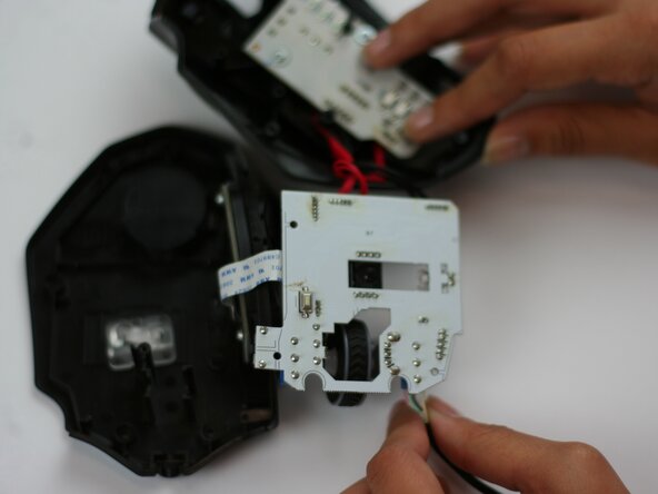 Redragon Impact M908 Optische Pixart PMW3327-sensor vervangen: stap 7, afbeelding 3 van 3