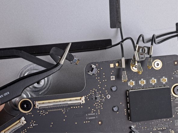 iMac Intel 27" Retina 5K Display 2020 Logic Board Replacement: crwdns2935265:048crwdnd2935265:02crwdnd2935265:02crwdne2935265:0