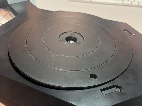 Makerbot Digitizer stepper bracket Replacement, Reinstall the turntable: crwdns2935265:06crwdnd2935265:02crwdnd2935265:03crwdne2935265:0