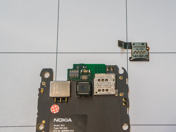 Nokia Lumia 822 Basic Disassembly: crwdns2935265:011crwdnd2935265:03crwdnd2935265:03crwdne2935265:0