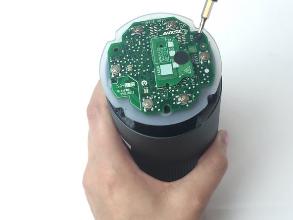 Bose Soundlink Revolve Top Circuit Board Replacement: crwdns2935265:08crwdnd2935265:02crwdnd2935265:02crwdne2935265:0