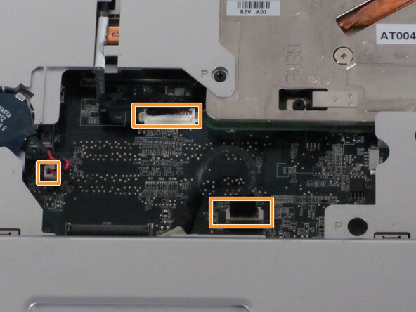 Dell Inspiron E1705 Motherboard Replacement: crwdns2935265:011crwdnd2935265:02crwdnd2935265:03crwdne2935265:0
