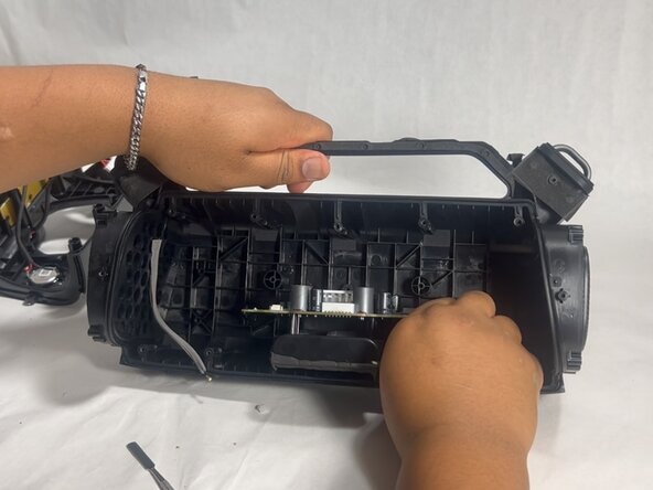 Anker Soundcore Motion Boom Plus Charging Port Replacement, Charging Port: crwdns2935265:011crwdnd2935265:03crwdnd2935265:03crwdne2935265:0