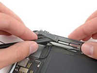 iPad Air Wi-Fi Right Antenna Replacement