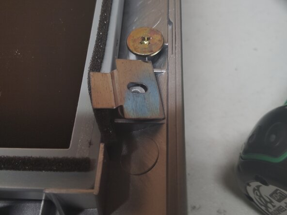 Telikin Elite Silver 22in Touchscreen Computer: crwdns2935265:06crwdnd2935265:01crwdnd2935265:01crwdne2935265:0