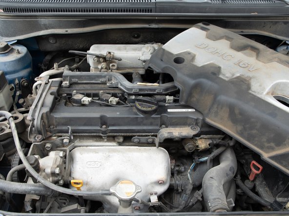 2006 Kia Rio Engine Valve Cover Gasket Replacement: crwdns2935265:03crwdnd2935265:03crwdnd2935265:03crwdne2935265:0