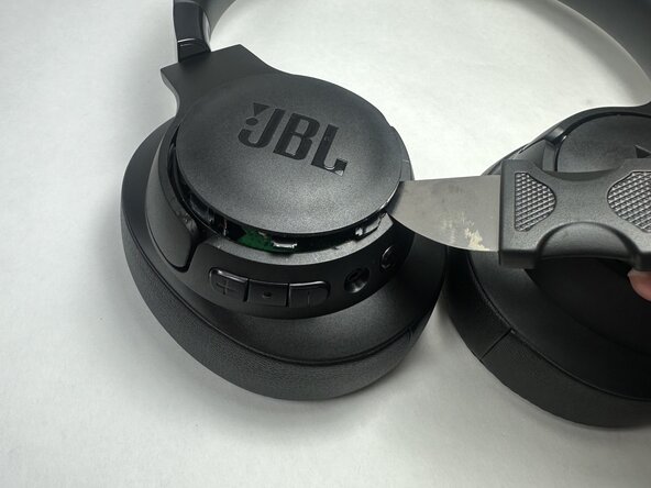 JBL Tune 760NC Faulty Charging Port Cleaning: crwdns2935265:02crwdnd2935265:02crwdnd2935265:02crwdne2935265:0
