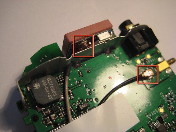 Reattaching Delphi MyFi XM2GO Antenna Connectors: crwdns2935265:012crwdnd2935265:02crwdnd2935265:02crwdne2935265:0
