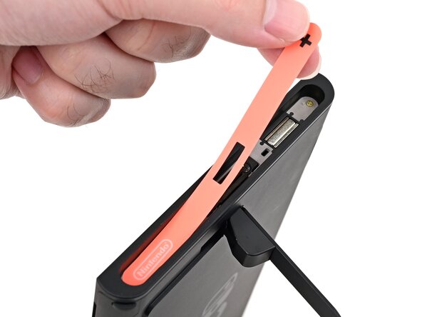 Nintendo Switch 2 Microphone Replacement, Install the stickers: crwdns2935265:057crwdnd2935265:01crwdnd2935265:03crwdne2935265:0