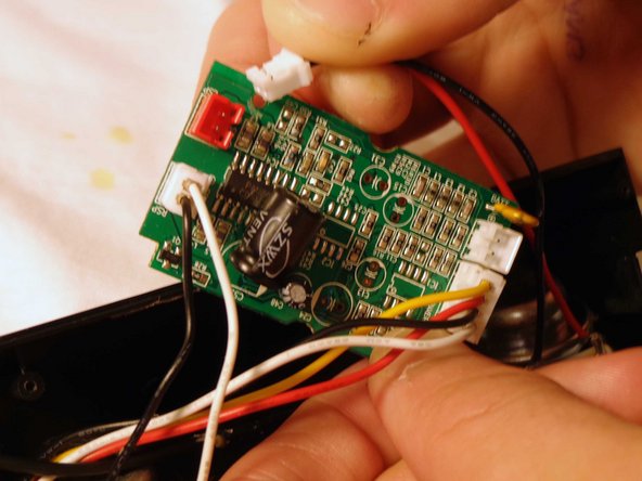 Philips SBA1060 Capacitor Replacement: crwdns2935265:05crwdnd2935265:02crwdnd2935265:02crwdne2935265:0