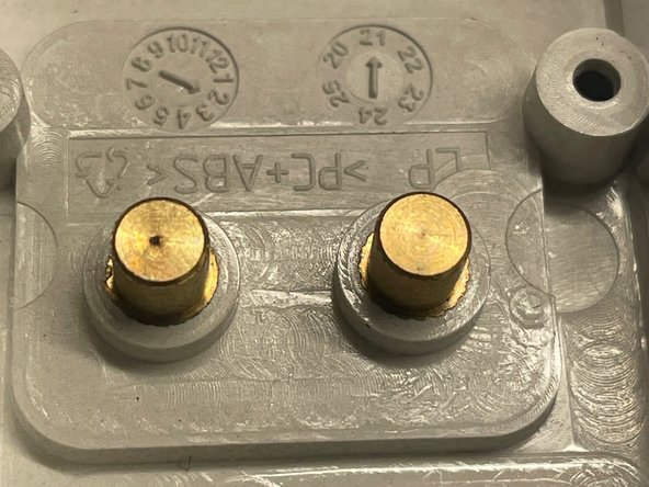 Intermittant Lorex wired doorbell 2K 4K camera repair, Check for pitted post/pin connections: crwdns2935265:04crwdnd2935265:02crwdnd2935265:02crwdne2935265:0