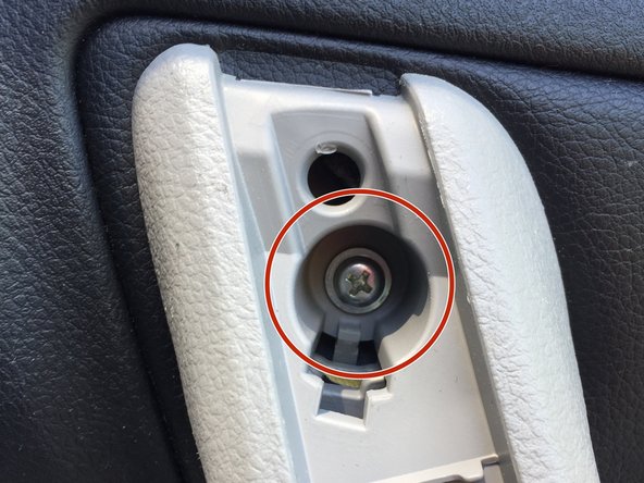 2012 Toyota Highlander Door Lock Actuator Motor Replacement, Remove fasteners: crwdns2935265:04crwdnd2935265:02crwdnd2935265:03crwdne2935265:0