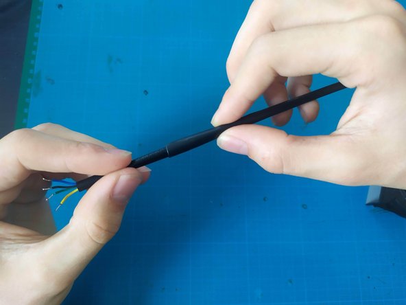 6- Montage PC Infinity, Modification du câble du ventilateur (suite): étape 8, image 3 de 3