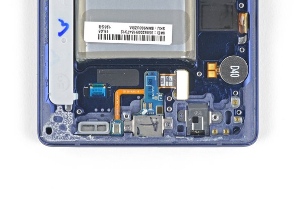 Samsung Galaxy Note9 Display Assembly Replacement, Remove the Charging Assembly: stap 0, afbeelding 2 van 2