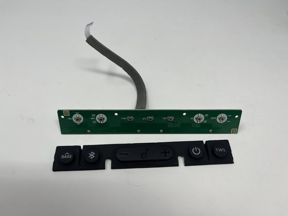 Anker Soundcore Motion Boom A3118 Button Board Replacement: crwdns2935265:010crwdnd2935265:03crwdnd2935265:03crwdne2935265:0