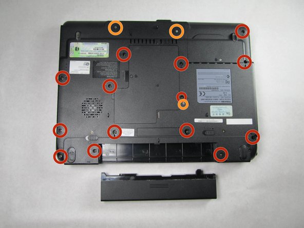 Toshiba Satellite A105-S4011 Optical Drive Replacement, Display: crwdns2935265:06crwdnd2935265:01crwdnd2935265:01crwdne2935265:0