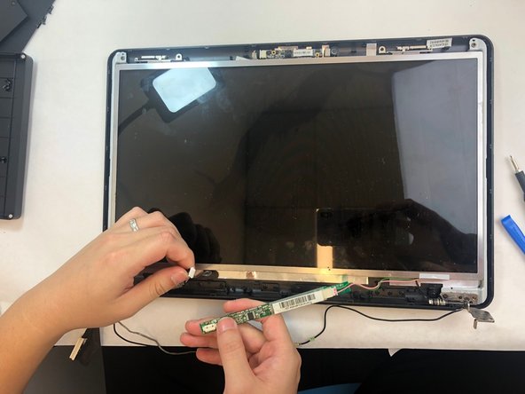 HP Pavillion G60-120US LCD Screen Replacement: crwdns2935265:025crwdnd2935265:02crwdnd2935265:03crwdne2935265:0