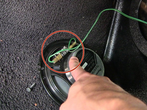 1967-68 Mustang Kick Panel Speaker Replacement: crwdns2935265:07crwdnd2935265:02crwdnd2935265:02crwdne2935265:0