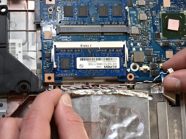 ASUS ROG G75VX-BHI7N11 Speakers Replacement: crwdns2935265:010crwdnd2935265:02crwdnd2935265:02crwdne2935265:0