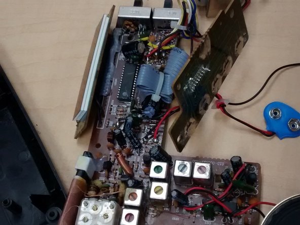Audiophase AMFM Dual-Alarm Clock Radio Teardown (1999)