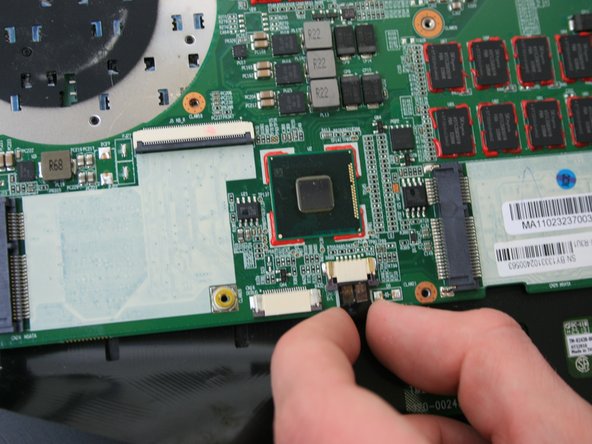 Razer Blade RZ09-0102 Motherboard Replacement: stap 0, afbeelding 2 van 2