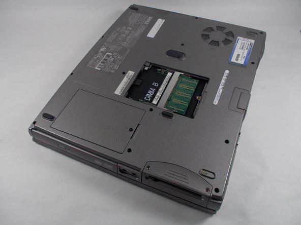 Dell Inspiron 1100 RAM Replacement: crwdns2935265:03crwdnd2935265:02crwdnd2935265:02crwdne2935265:0