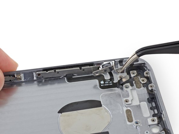 iPhone 6 Rear Case Replacement: crwdns2935265:058crwdnd2935265:02crwdnd2935265:03crwdne2935265:0