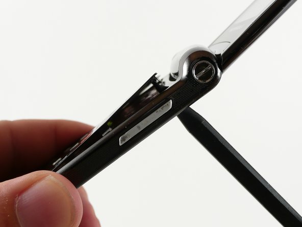 Motorola RAZR2 v9m Keypad Replacement: crwdns2935265:06crwdnd2935265:03crwdnd2935265:03crwdne2935265:0