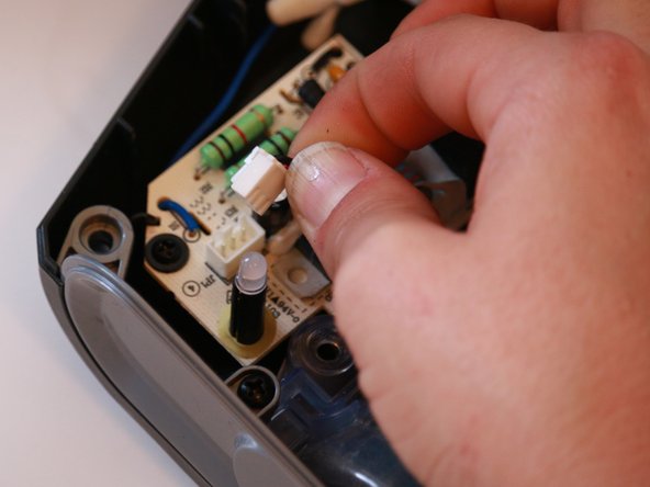 Shark Rotator Powered Lift-Away Speed Headlight Replacement: crwdns2935265:013crwdnd2935265:03crwdnd2935265:03crwdne2935265:0