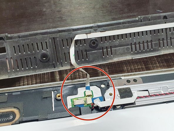 Sony Vaio Duo 13 Battery Replacement, Open the back side of the laptop: crwdns2935265:011crwdnd2935265:02crwdnd2935265:03crwdne2935265:0