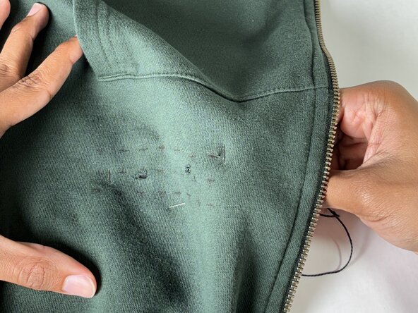 How to Mend a Tear Using Sashiko Stitching: étape 9, image 2 de 3