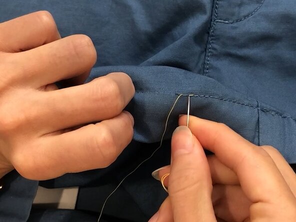 Backstitch on a Loose Hem, Make the backstitch: crwdns2935265:05crwdnd2935265:03crwdnd2935265:03crwdne2935265:0