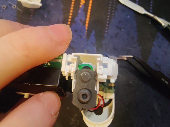 Disassembling 8BitDo Ultimate Bluetooth Controller, Remove conductive rubber gaskets: crwdns2935265:011crwdnd2935265:02crwdnd2935265:03crwdne2935265:0