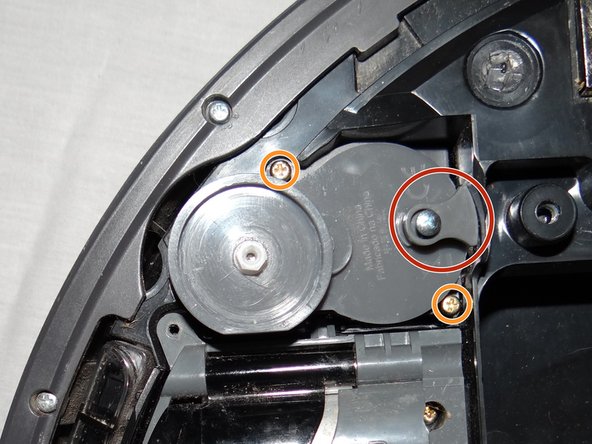 iRobot Roomba 891 Side Brush Motor Replacement: step 8, image 2 of 3