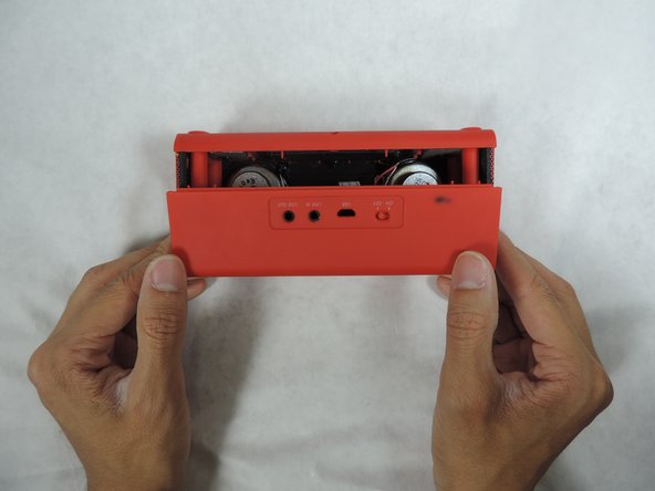 Urge Basics Soundbrick Speaker Woofer Replacement: crwdns2935265:04crwdnd2935265:02crwdnd2935265:03crwdne2935265:0