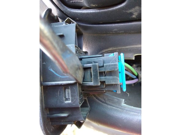 Interior door panel removal, Remove window switch: crwdns2935265:02crwdnd2935265:02crwdnd2935265:02crwdne2935265:0