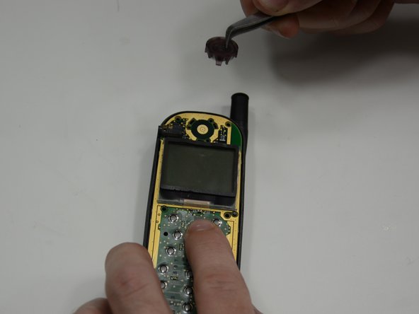 Kyocera QCP-2035 Speaker Replacement, Speaker: crwdns2935265:05crwdnd2935265:02crwdnd2935265:03crwdne2935265:0