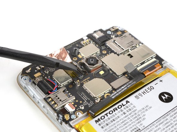 Motorola Moto E4 Plus Rear Camera Replacement: crwdns2935265:011crwdnd2935265:02crwdnd2935265:02crwdne2935265:0