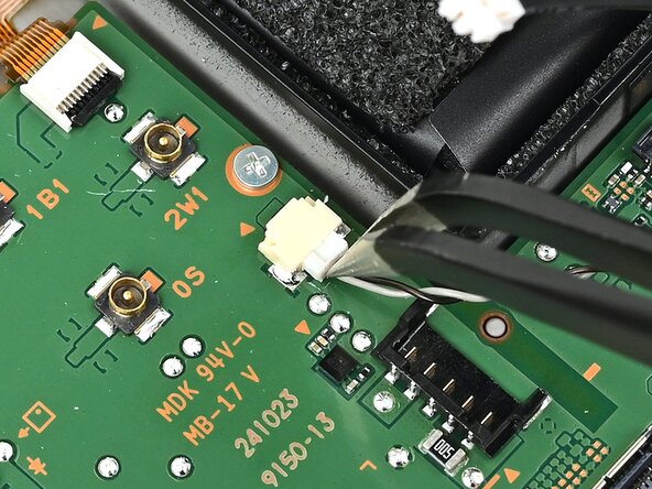 Nintendo Switch 2 Left Joy-Con 2 Connector Replacement, Connect the left speaker: crwdns2935265:050crwdnd2935265:03crwdnd2935265:03crwdne2935265:0