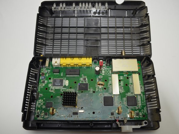 Verizon M1424WR Motherboard Replacement: crwdns2935265:04crwdnd2935265:02crwdnd2935265:02crwdne2935265:0