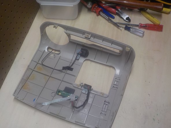 3M SCP176 DLP Projector Teardown, Remove the top cover Part 2: crwdns2935265:06crwdnd2935265:03crwdnd2935265:03crwdne2935265:0