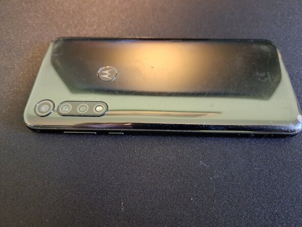 Motorola Moto G Power (2020)/G8 Power Display Replacement, Prepare the phone: crwdns2935265:01crwdnd2935265:01crwdnd2935265:01crwdne2935265:0